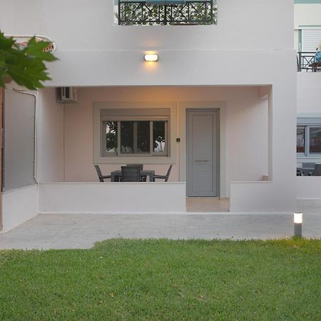 Philippos & Alexandros Apartments Tigkaki  Bagian luar foto