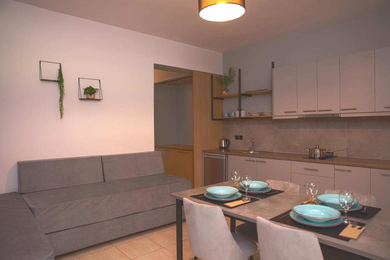 Philippos & Alexandros Apartments Tigkaki  Bagian luar foto